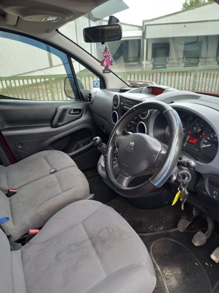 2015 Peugeot Partner - photo 3