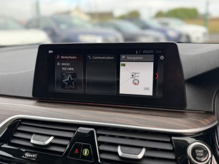 2018 BMW 5-Series - photo 18