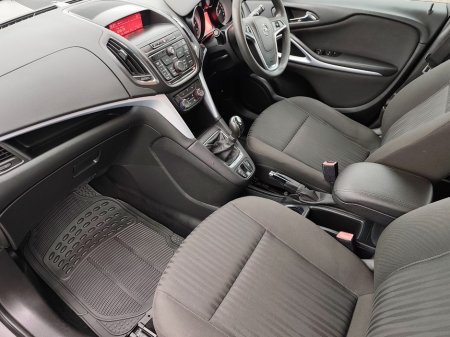 2016 Opel Zafira - photo 13