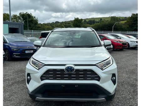 2021 Toyota RAV4 - photo 2