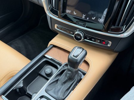 2019 Volvo V90 - photo 28