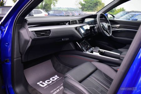 2023 Audi Q8 - photo 12