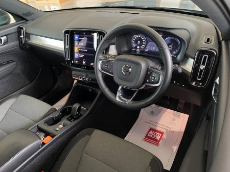 2022 Volvo XC40 - photo 12