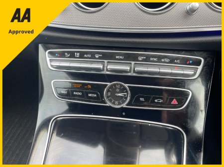 2017 Mercedes-Benz E-Class - photo 4