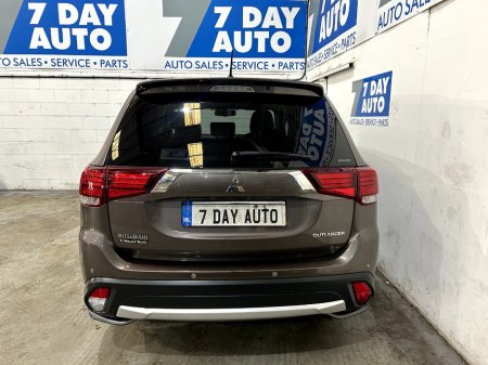 2016 Mitsubishi Outlander - photo 6