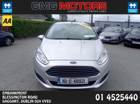 2016 Ford Fiesta - photo 2
