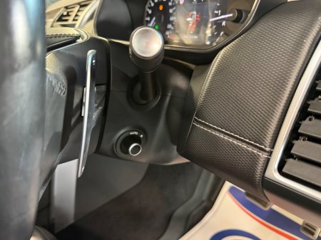 2023 Land Rover Discovery - photo 11