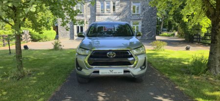 2023 Toyota Hilux - photo 3