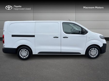 2026 Toyota Proace - photo 3