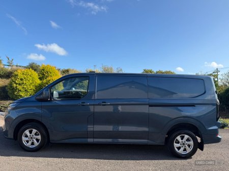 2025 Ford Transit Custom - photo 21