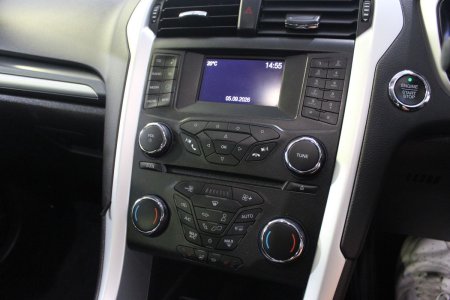2018 Ford Mondeo - photo 15