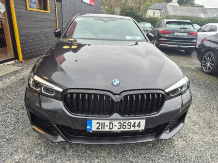 2021 BMW 5-Series - photo 2