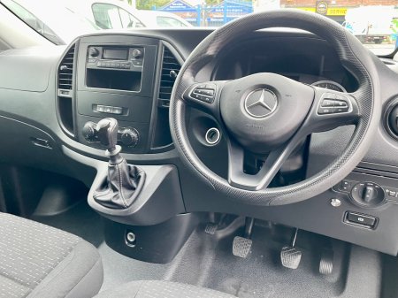 2022 Mercedes-Benz Vito - photo 5