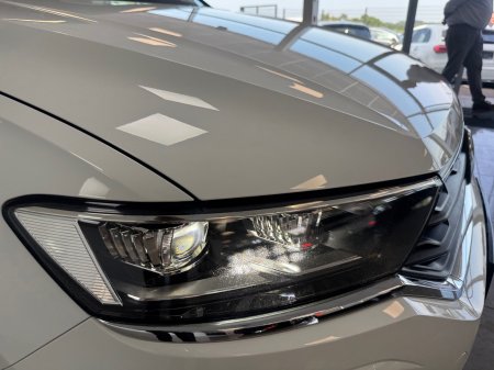2021 Volkswagen T-Roc - photo 21