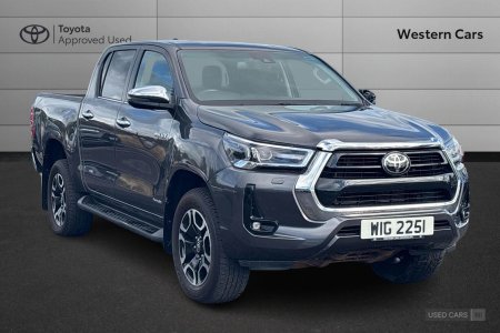 2022 Toyota Hilux 2.8 D-4D Invincible Auto 4WD Euro 6 (s/s) 4dr