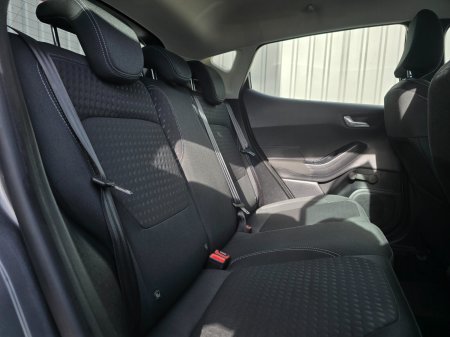 2019 Ford Fiesta - photo 19