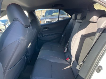 2025 Toyota Corolla - photo 7