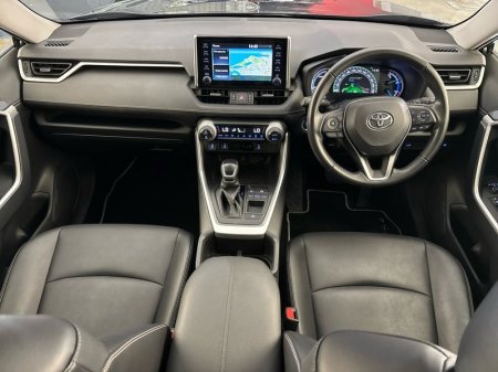 2022 Toyota RAV4 - photo 8