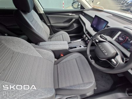 2026 Skoda Superb - photo 8
