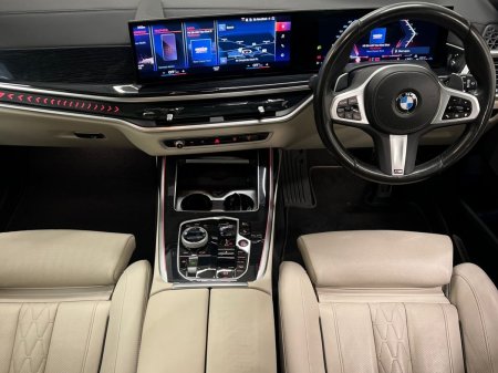 2023 BMW X7 - photo 4