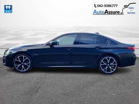2023 BMW 5-Series - photo 7