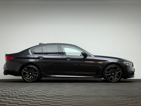 2018 BMW 5-Series - photo 8