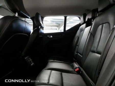 2021 Volvo XC40 - photo 6
