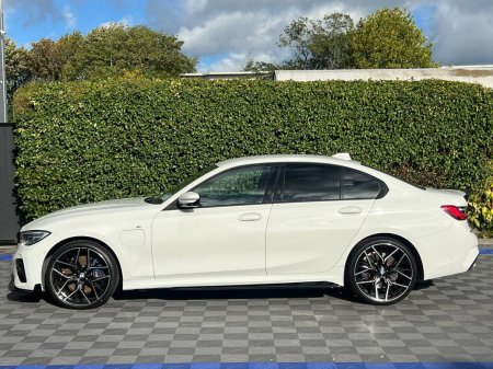 2021 BMW 3-Series - photo 3