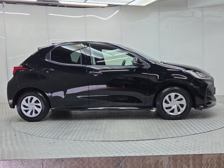 2024 Toyota Yaris - photo 11