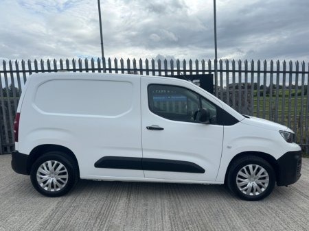 2021 Peugeot Partner - photo 2