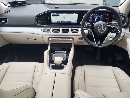 2027 Mercedes-Benz GLE - photo 4