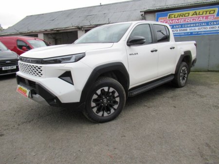 2026 Toyota Hilux - photo 2