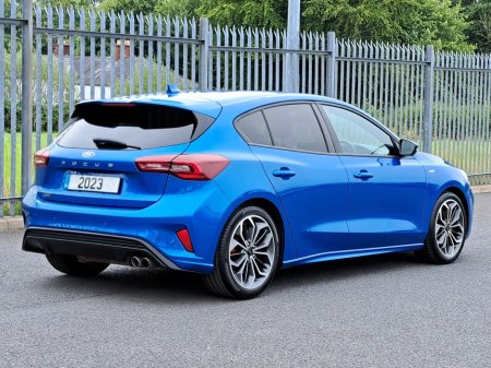 2023 Ford Focus - photo 3