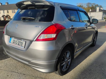 2013 Suzuki Swift - photo 2