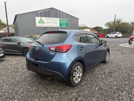 2017 Mazda Demio - photo 3
