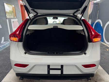 2018 Volvo V40 - photo 7