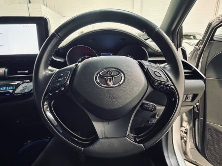 2023 Toyota C-HR - photo 16