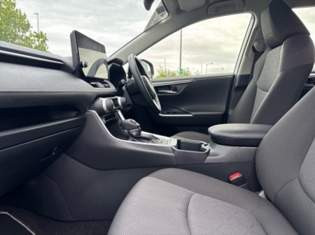 2024 Toyota RAV4 - photo 6