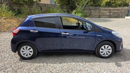 2018 Toyota Vitz - photo 9