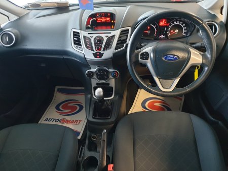 2013 Ford Fiesta - photo 12