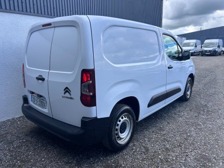 2023 Citroen Berlingo - photo 13