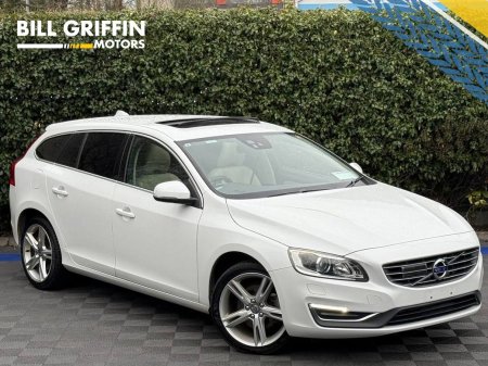 2017 Volvo V60 D4 CLASSIC 2.0 D // OPENING SUNROOF // LEATHER HEATED SEATS // REVERSE CAMERA