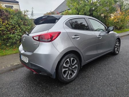 2015 Mazda Demio - photo 4