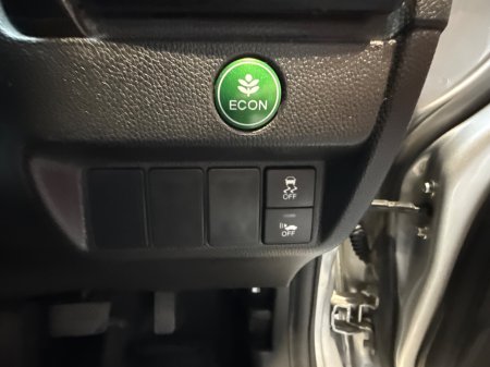 2015 Honda Fit - photo 18