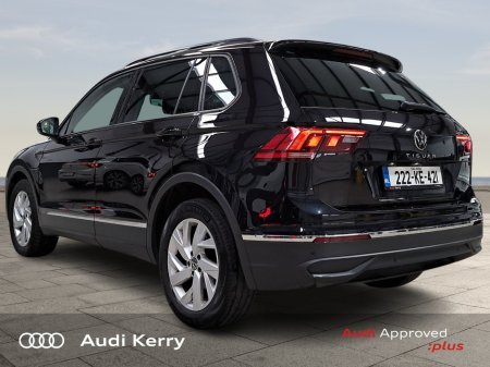 2022 Volkswagen Tiguan - photo 5