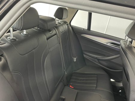 2018 BMW 5-Series - photo 12