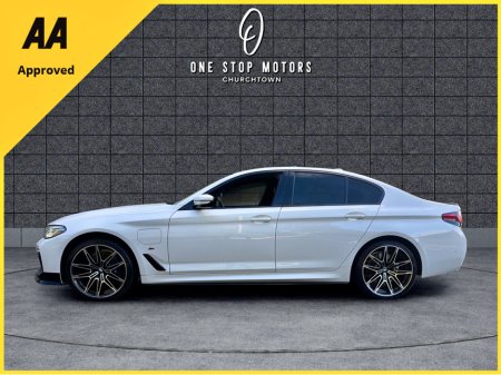 2021 BMW 5-Series - photo 12
