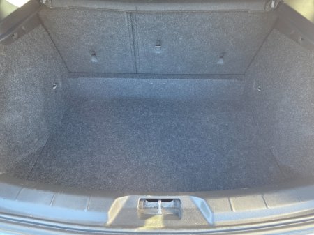 2017 Volvo V40 - photo 13