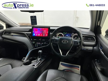 2023 Toyota Camry - photo 10