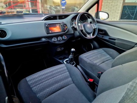 2017 Toyota Yaris - photo 11